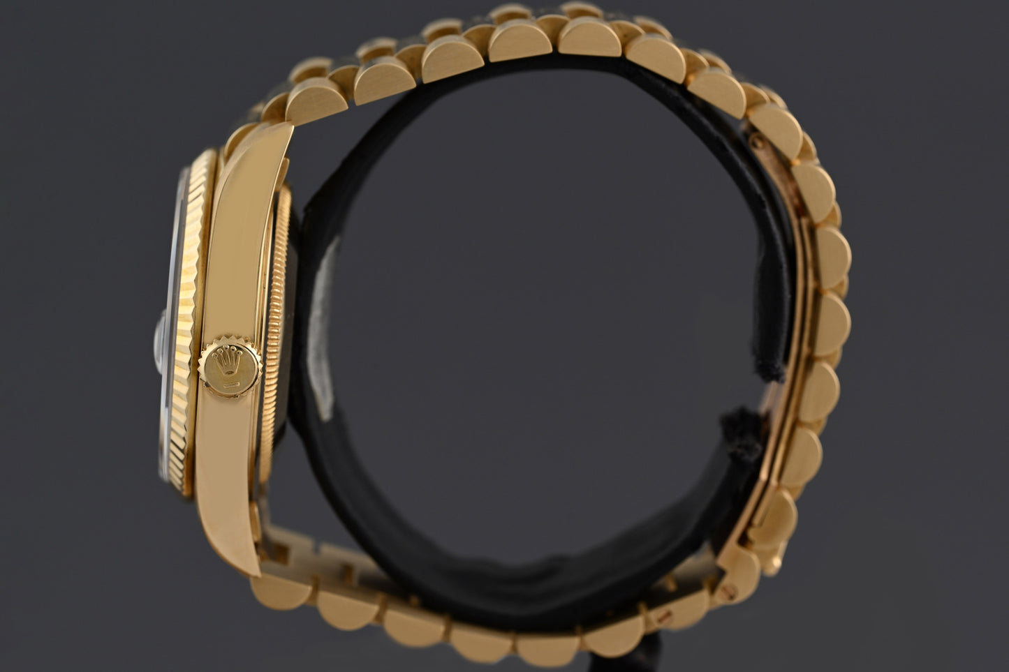 Rolex Day Date Gelbgold 18238 - Black Dial - Watch Only
