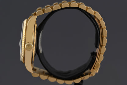 Rolex Day Date Gelbgold 18238 - Black Dial - Watch Only