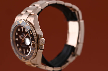 Rolex GMT Master II Roségold 126715CHNR - Full Set