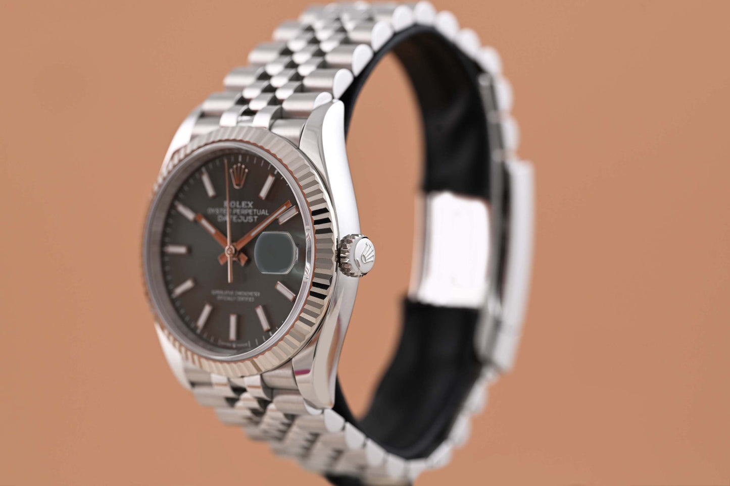 Rolex Oyster Perpetual Datejust 126234 - Green Dial - Full Set