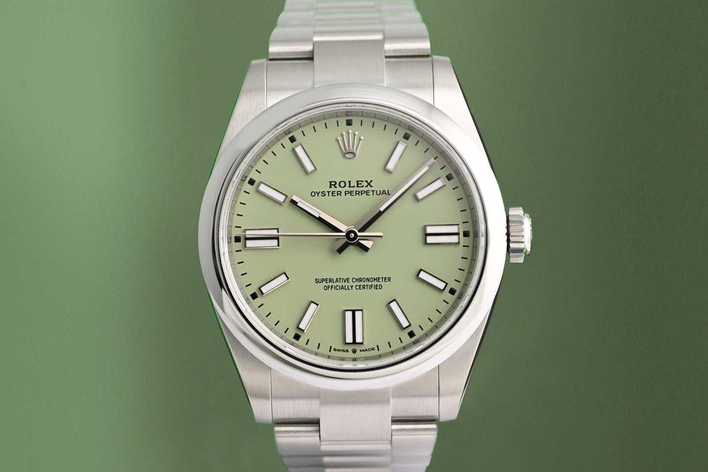 Rolex Oyster Perpetual 41mm 134300 - Pistachio - Full Set
