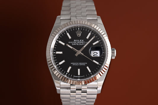 Rolex Datejust 36 - 126234 - Black Dial - Full Set - LC100