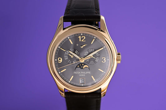 Patek Philippe Annual Calendar - 5146J-010 - Yellow Gold - Full Set