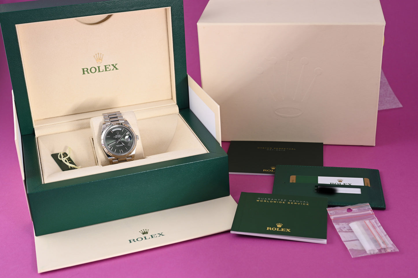 Rolex Day Date 40 Weißgold 228239 - Green Dial - Full Set - LC 100