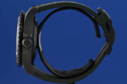 Breitling Superocean 48 Titanium - Black Green - Full Set