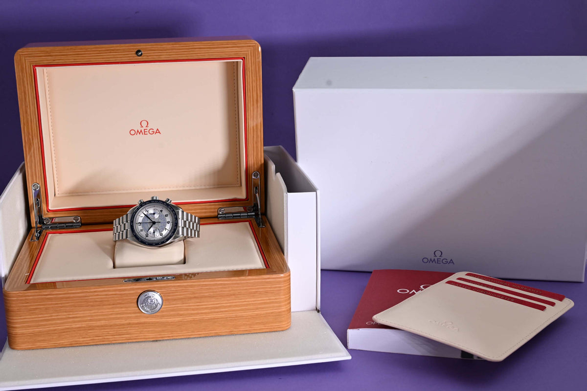 Omega Speedmaster Chronoscope Co-Axial Master Chronometer - Full Set