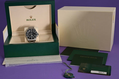 Rolex Submariner Date 126610LN - Full Set