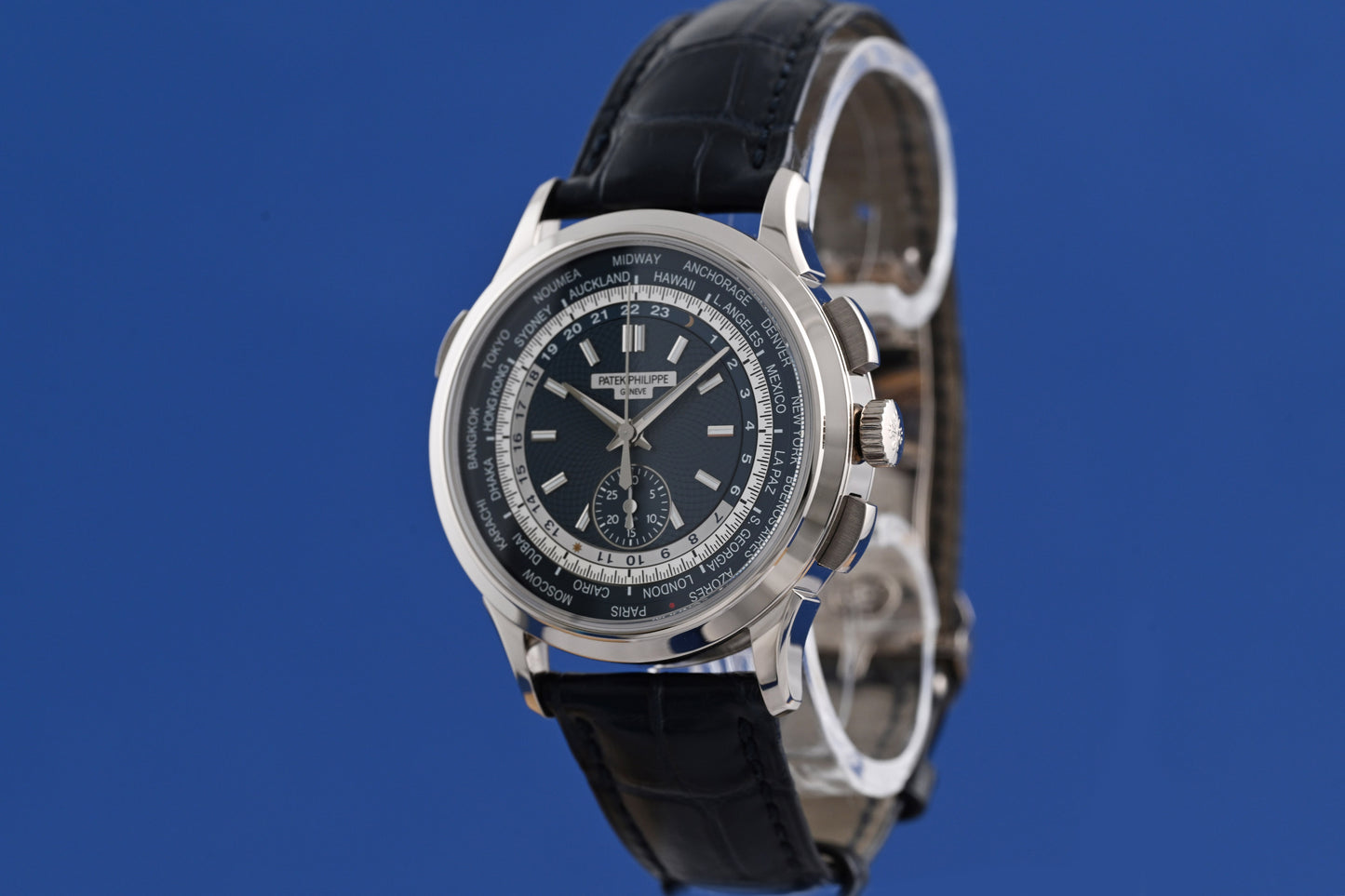 Patek Philippe World Time 5930G-001 - Blue Dial - Full Set