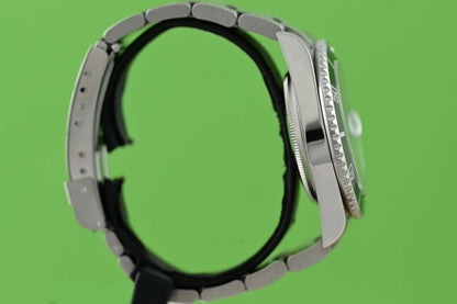 Rolex Submariner 16610LV - Full Set - Kermit - LC100