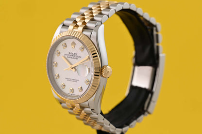 Rolex Oyster Perpetual Datejust 126233 - Full Set - MOP Dial