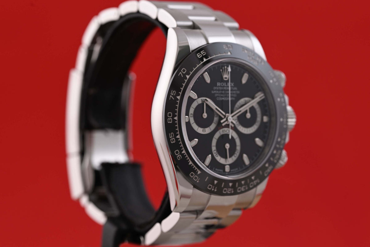 Rolex Daytona 116500LN - Full Set - Black Dial - LC100