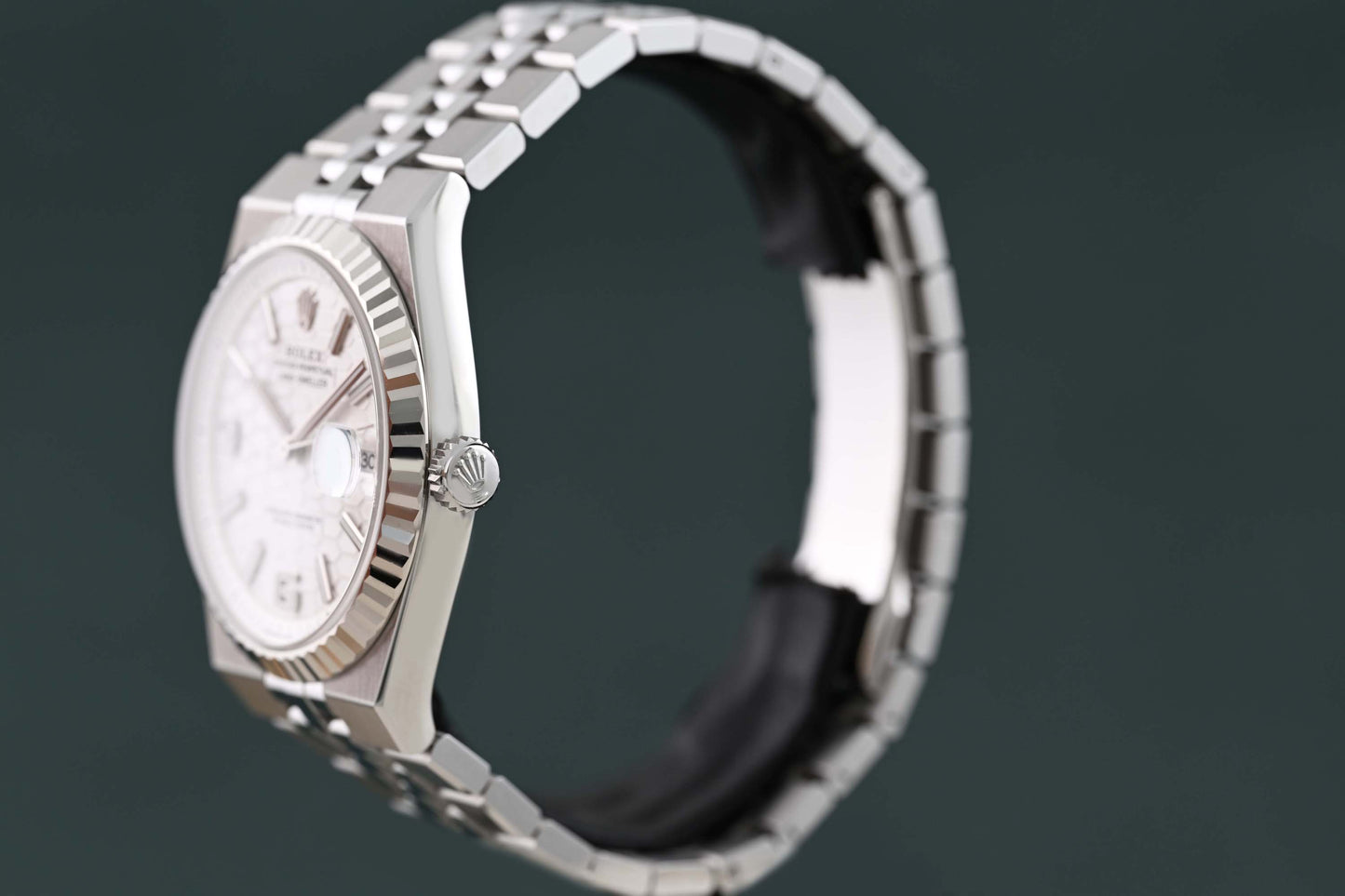 Rolex Land Dweller 40 mm - White Dial - Full Set - NEW 2026