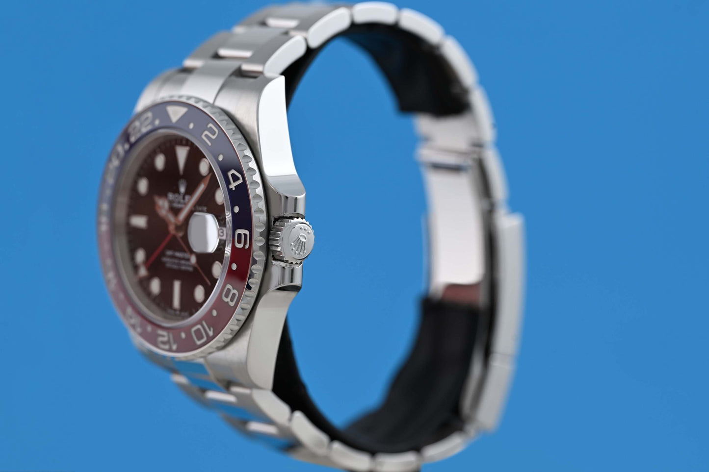 Rolex GMT Master II - 126710BLRO Pepsi - Full Set