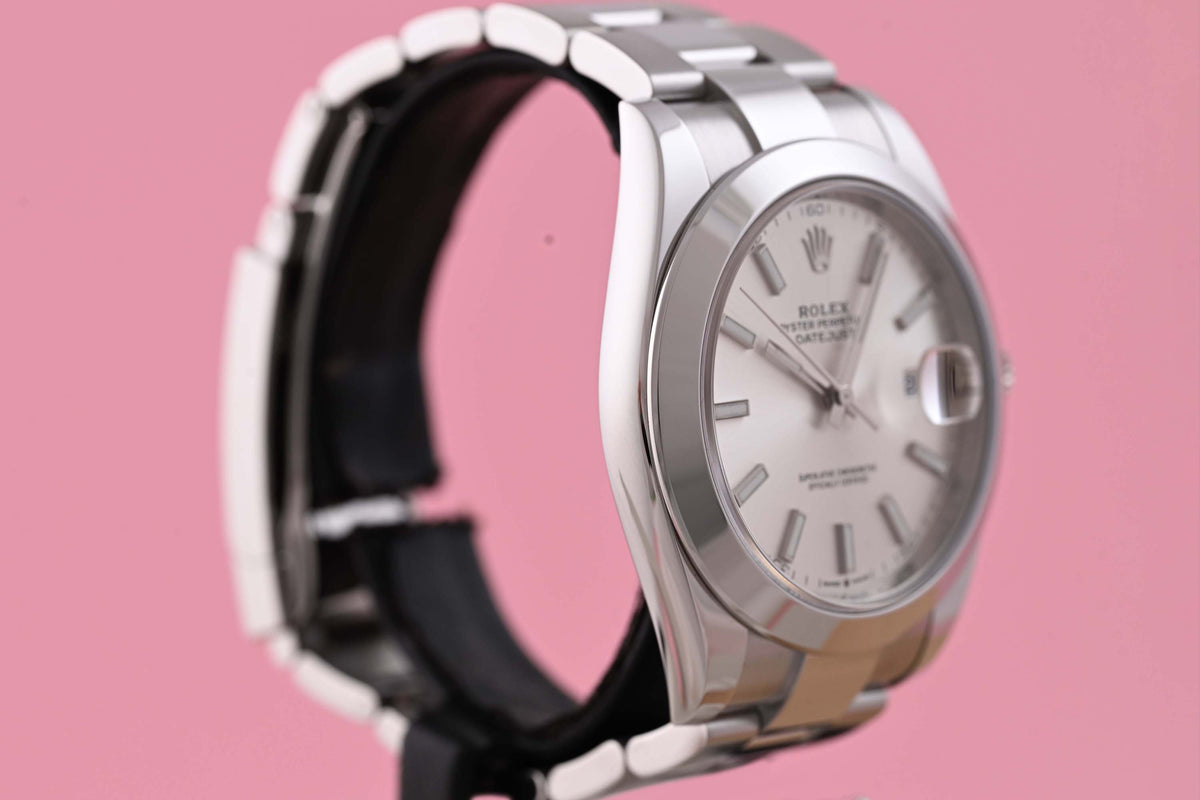 Rolex Datejust 41 - 126300 - Silver Dial - Full Set