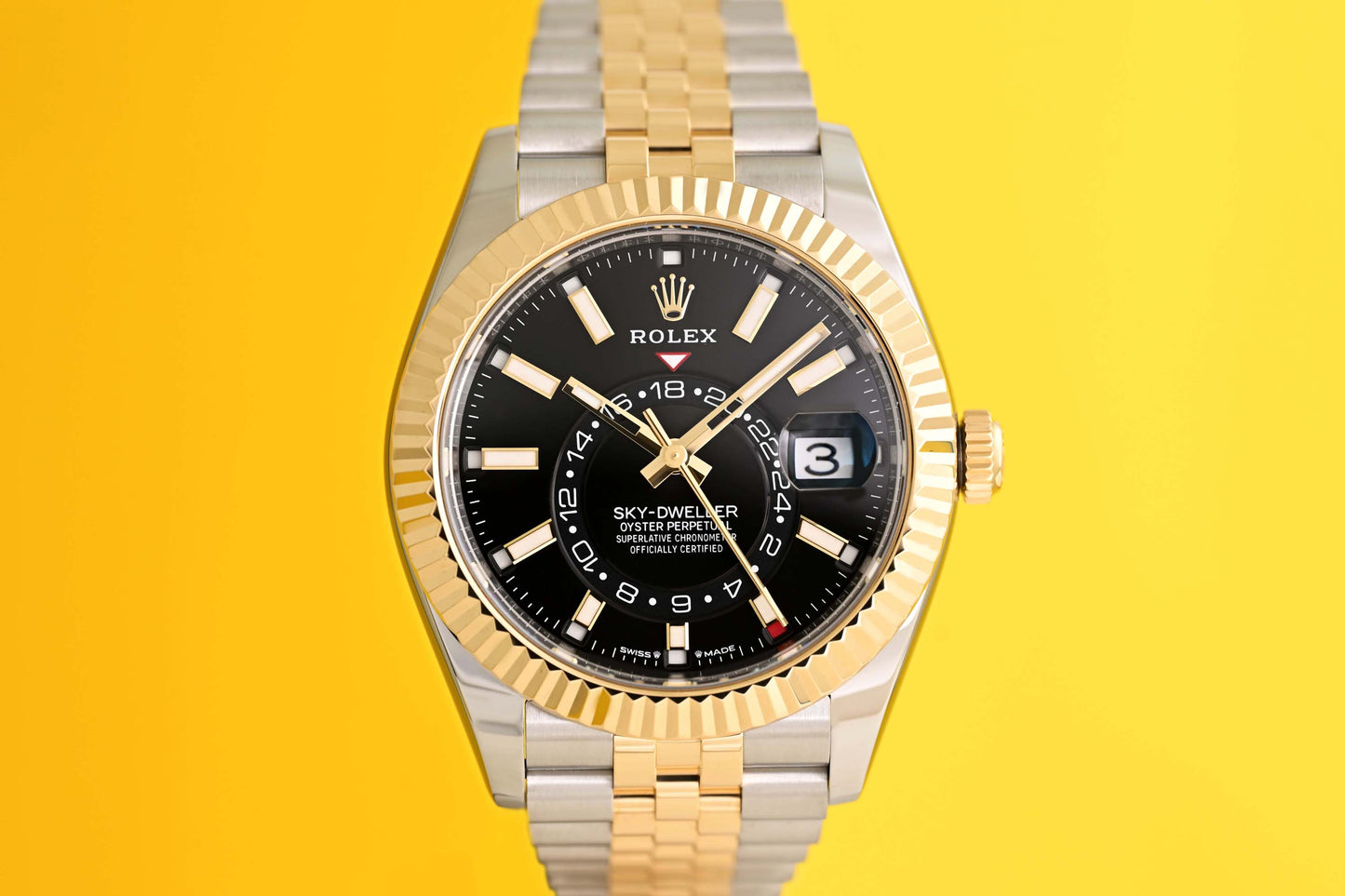 Rolex Sky-Dweller 336933 - Full Set - Black Dial