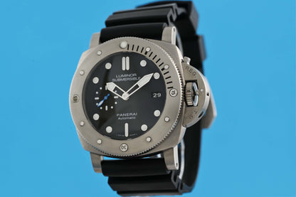Panerai Luminor Submersible 1950 3 Days Automatic Titan - Box und Papiere