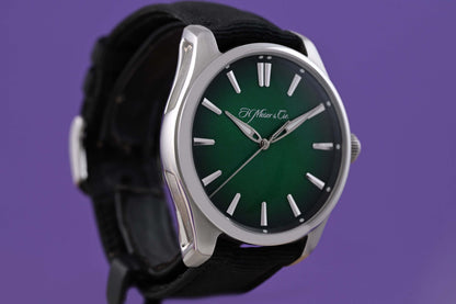 H.Moser & Cie. Pioneer Centre Seconds - Green Dial - Full Set