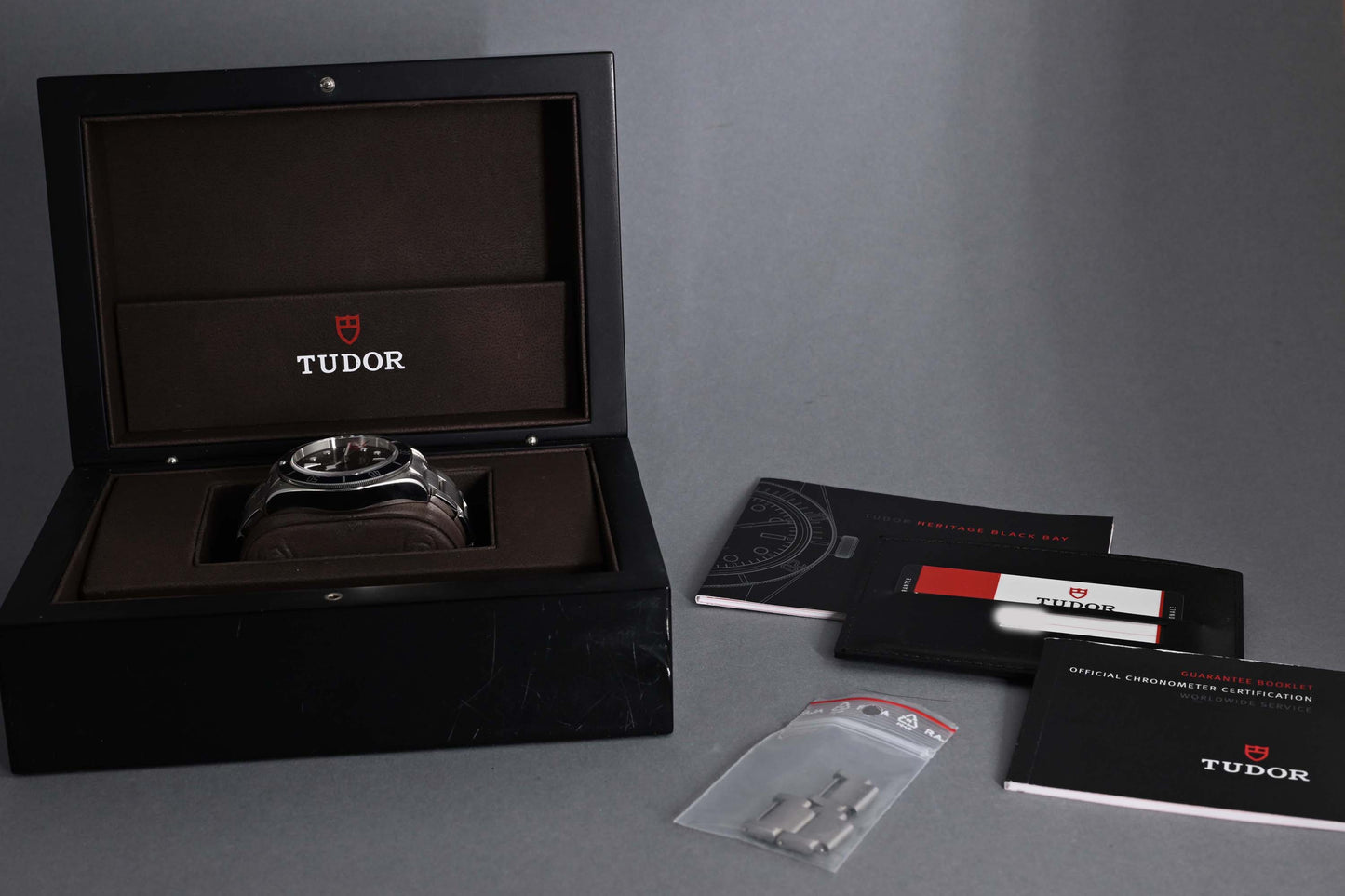 Tudor Heritage Black Bay - 79220B - Full Set