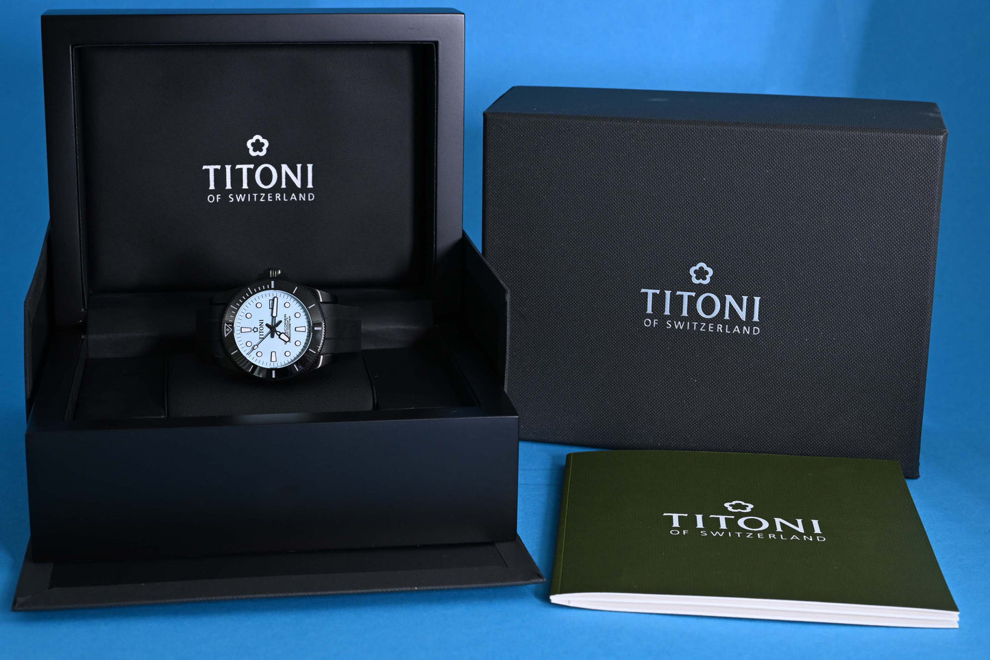 Titoni Seascoper 300 Ice Blue Limited Edition - Full Set