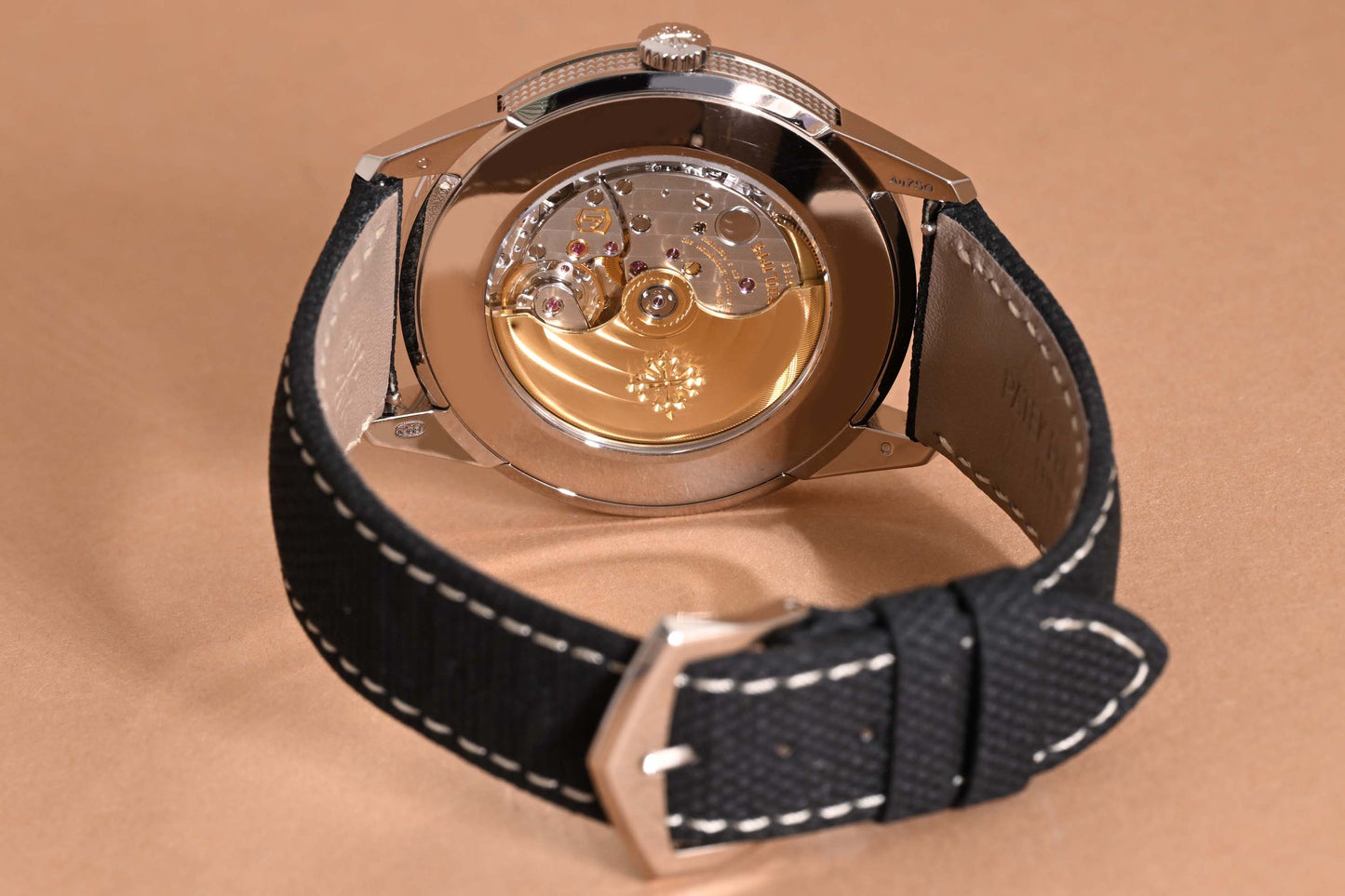 Patek Philippe Calatrava 5226G-001 - Full Set