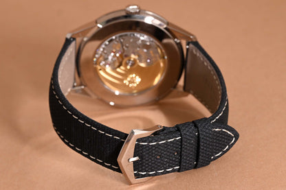 Patek Philippe Calatrava 5226G-001 - Full Set