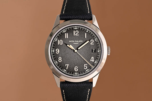 Patek Philippe Calatrava 5226G-001 - Full Set