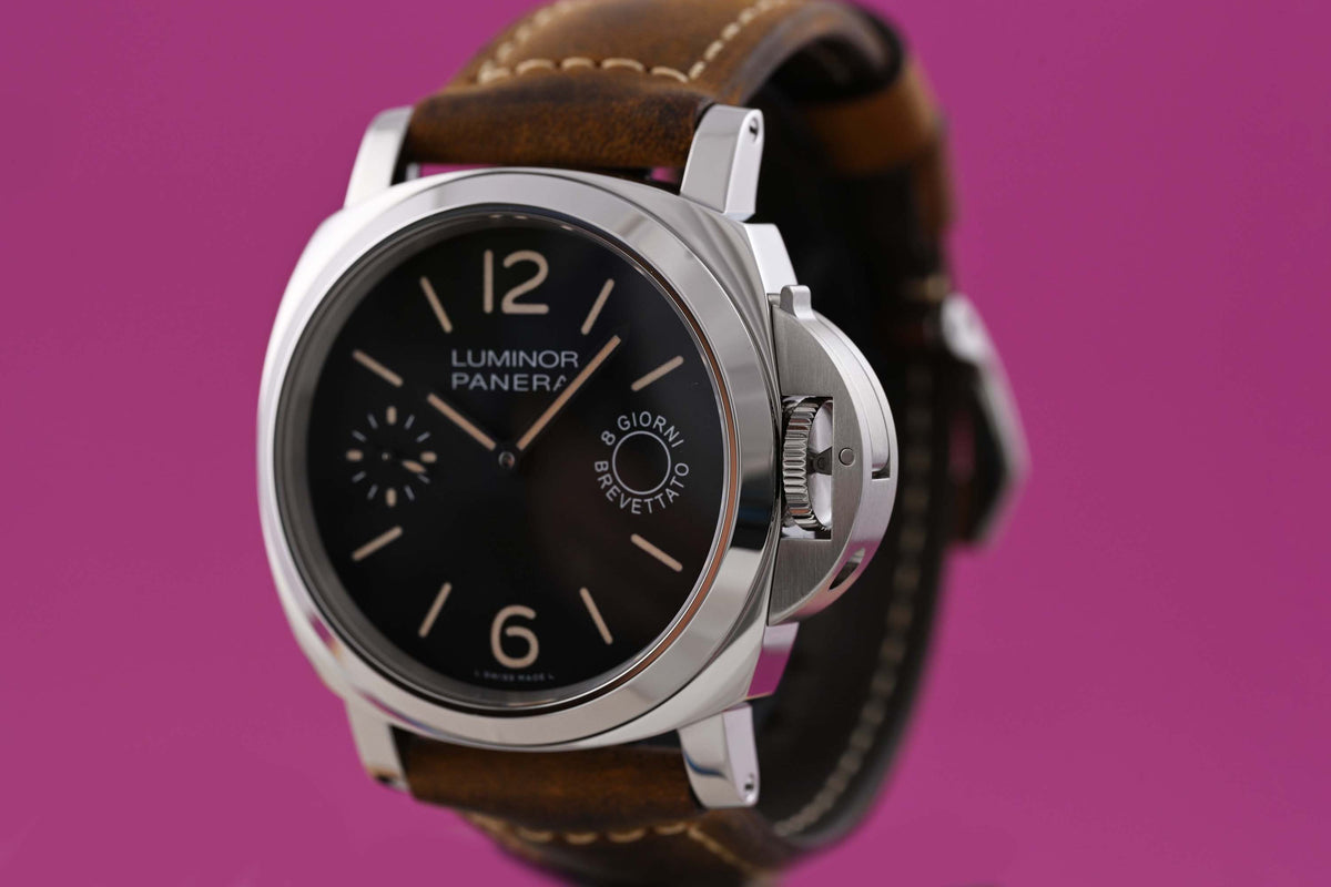 Panerai Luminor Marina 8 Days - PAM00590 - Full Set