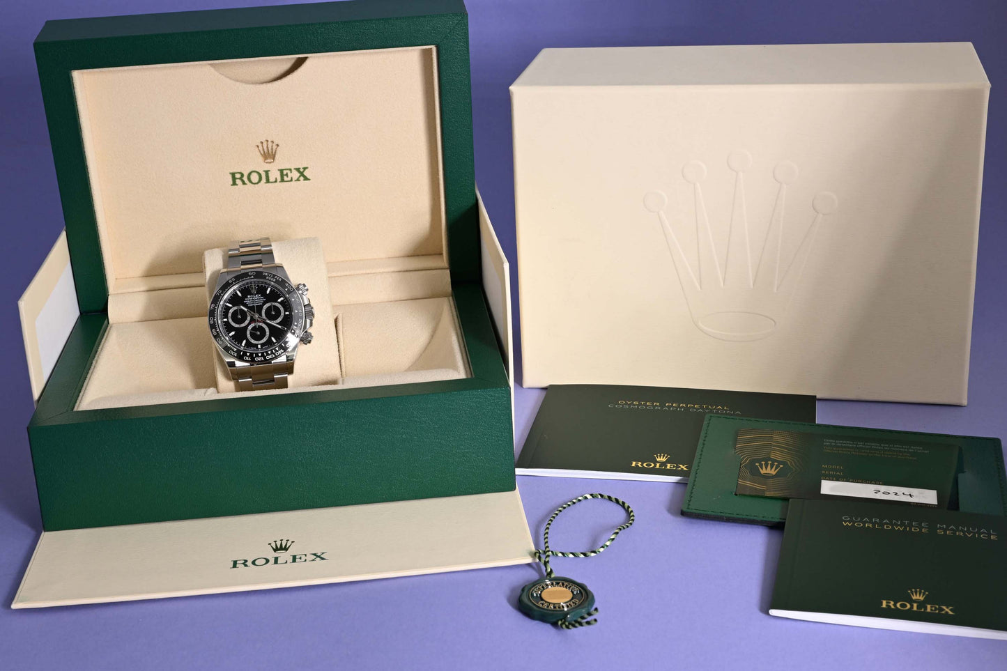 Rolex Daytona 126500LN - Black Dial - Full Set - 2024 - Like NEW