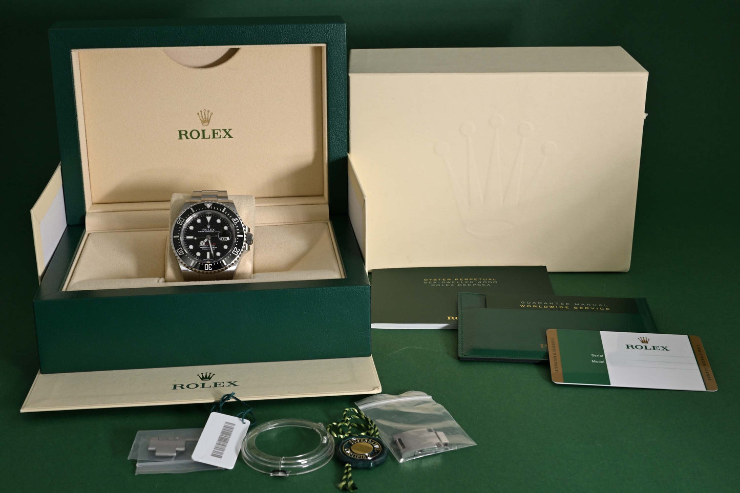 Rolex Sea Dweller 126600 - Full Set - 2025