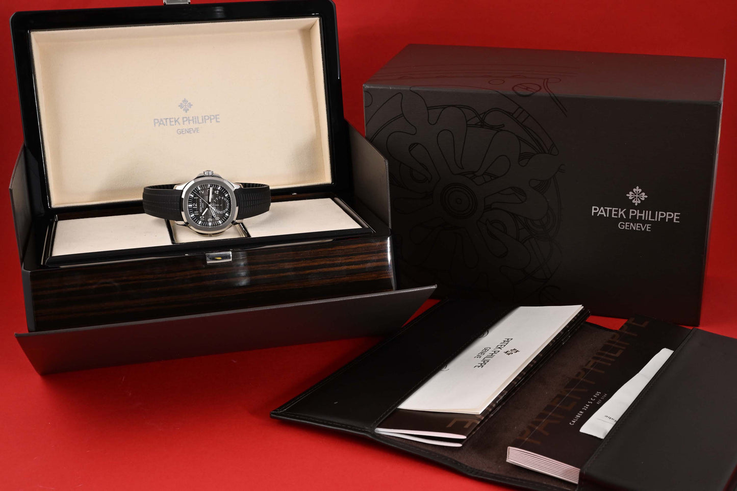 Patek Philippe Aquanaut Travel Time 5164A - Full Set