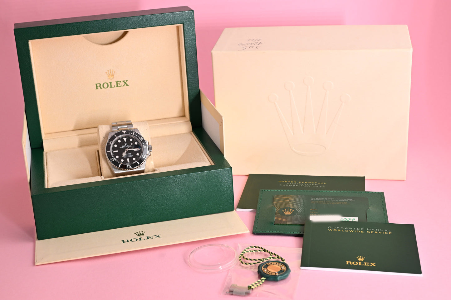Rolex Submariner Date 126610LN - Full Set
