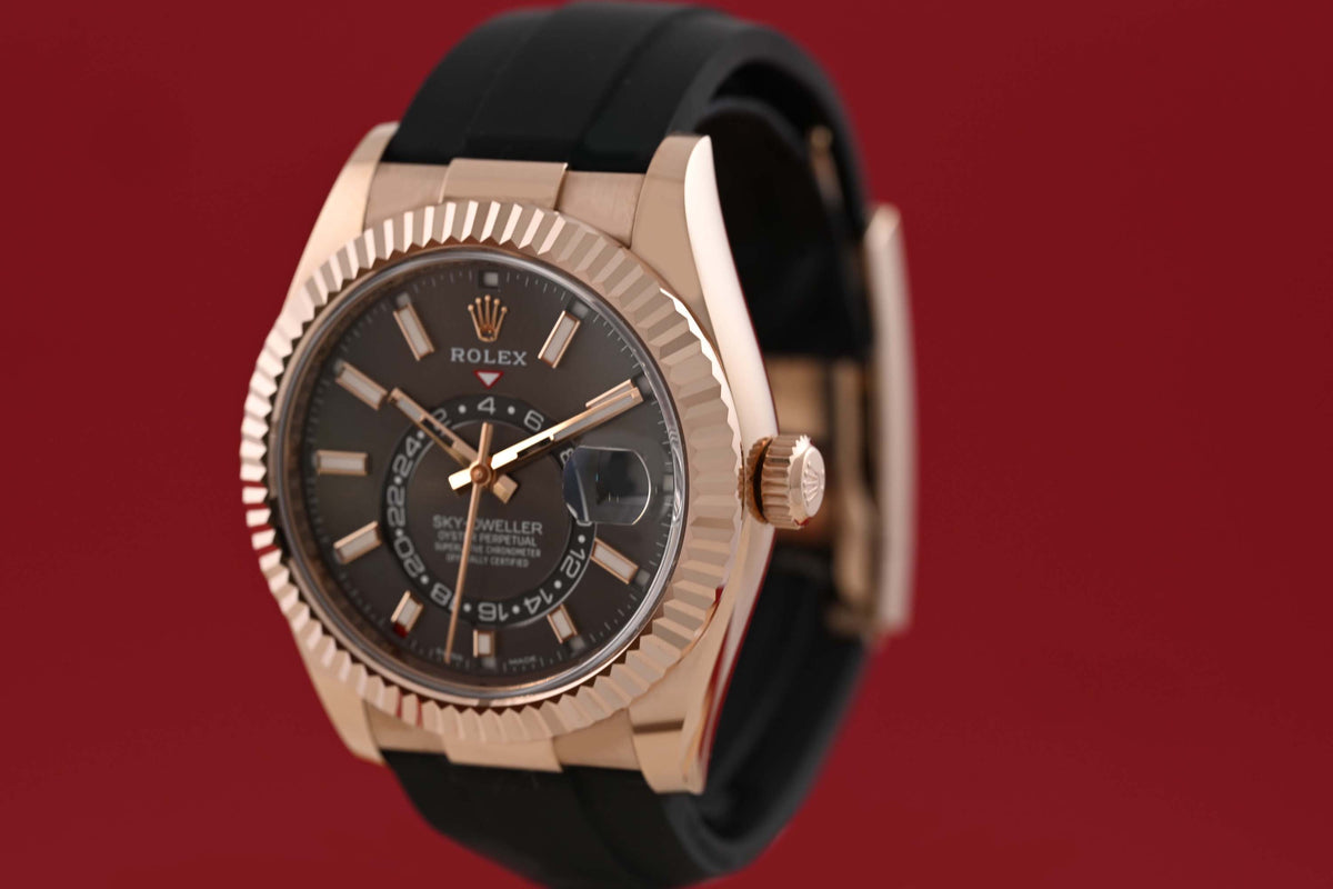 Rolex Sky-Dweller Rose Gold - Rhodium Dial - 326235 - Full Set - Like NEW