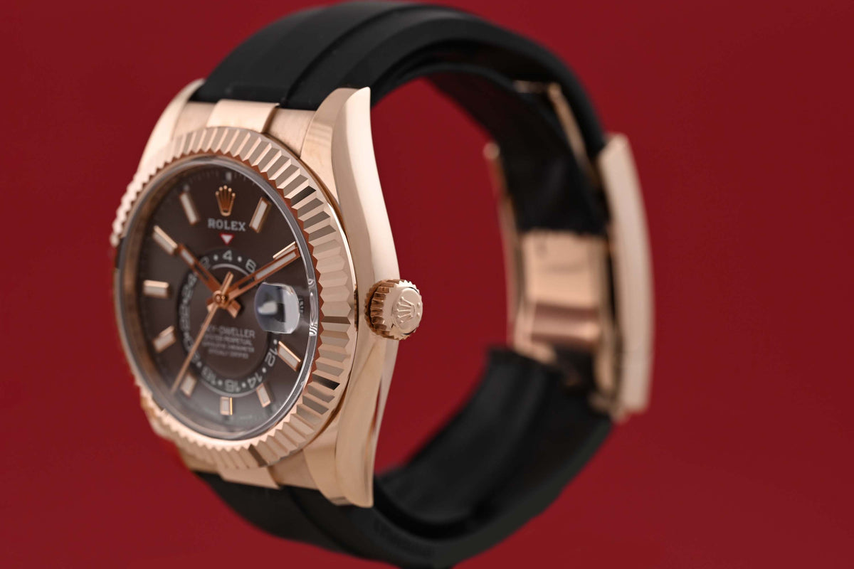 Rolex Sky-Dweller Rose Gold - Rhodium Dial - 326235 - Full Set - Like NEW