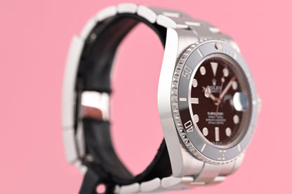 Rolex Submariner Date 126610LN - Full Set