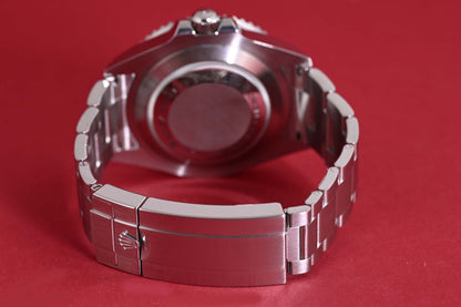 Rolex Sea Dweller 126600 - Full Set - MK1