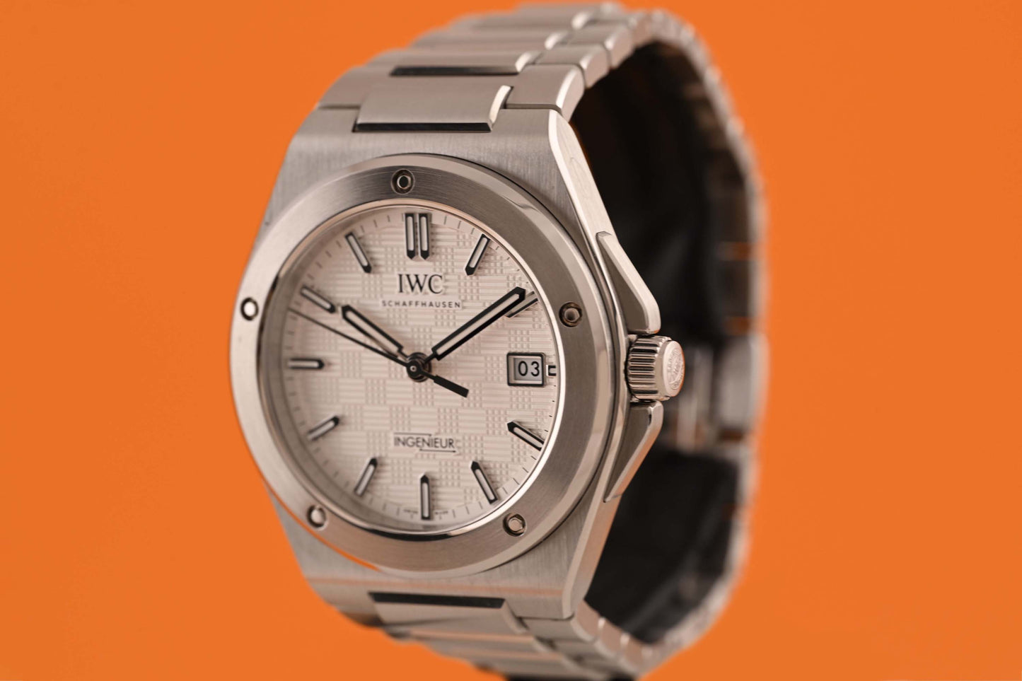 IWC Ingenieur Automatic 40 - White Dial - Full Set - NEW