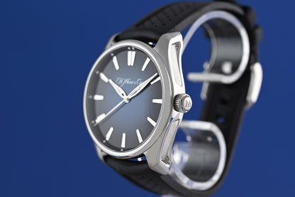 H.Moser & Cie. Pioneer Centre Seconds - Midnight Blue - Full Set