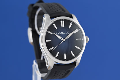 H.Moser & Cie. Pioneer Centre Seconds - Midnight Blue - Full Set