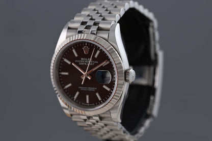 Rolex Datejust 36 - 126234 - Black Dial - Full Set