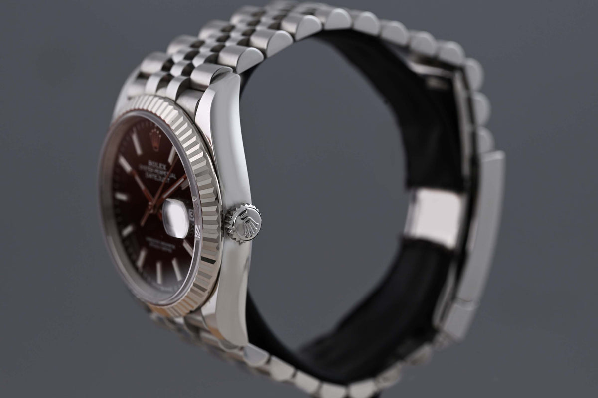Rolex Datejust 36 - 126234 - Black Dial - Full Set