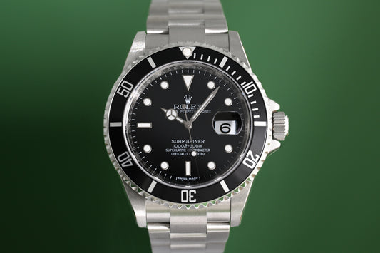Rolex Submariner 16610 - Full Set - N.O.S. Full Sticker - LC 100