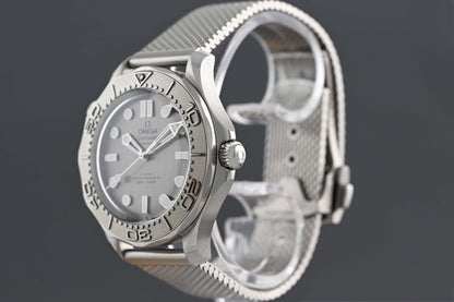 Omega Seamaster Diver 300M - Grey Dial - Full Set