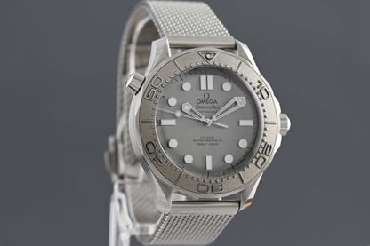 Omega Seamaster Diver 300M - Grey Dial - Full Set
