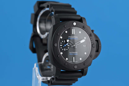 Panerai Submersible Carbotech - PAM01231 - Full Set