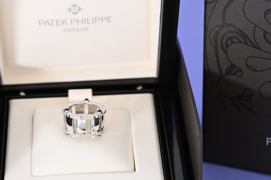 Patek Philippe Twenty~4 Fingerring, 18k Weißgold, mit Diamanten und Saphiren