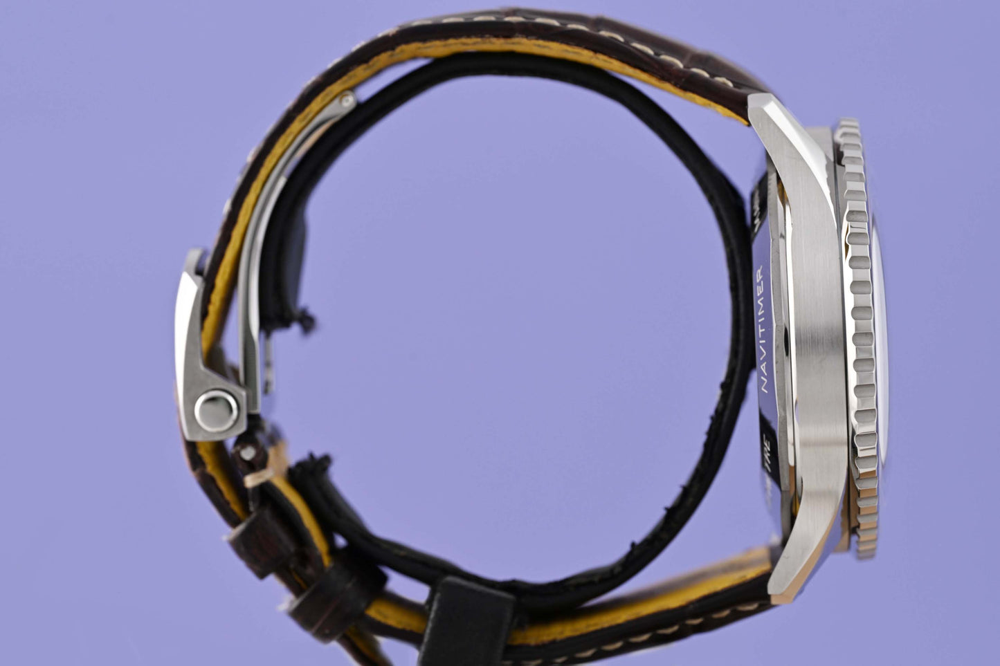 Breitling Navitimer B01 Chronograph 46 - Full Set