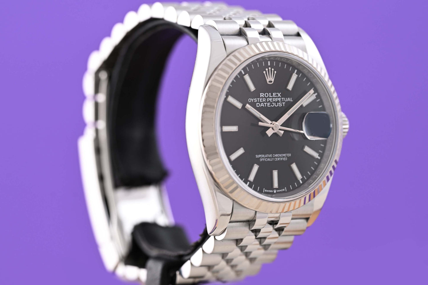 Rolex Datejust 36 - 126234 - Black Dial - Full Set - LC100