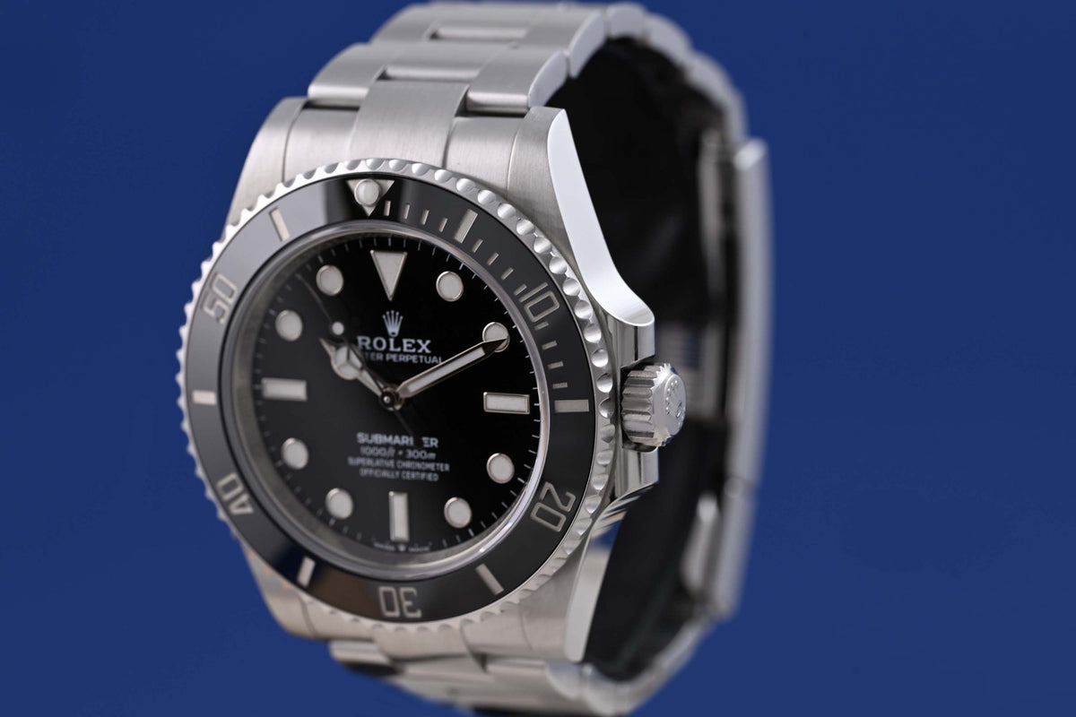 Rolex Submariner No Date 124060 - Full Set - Like New