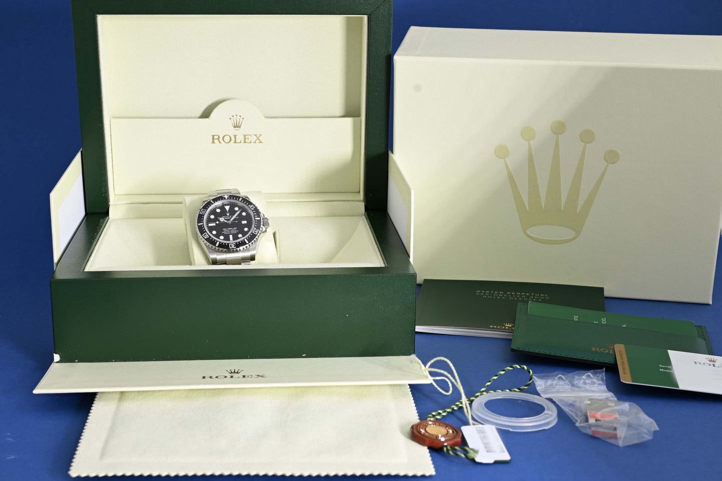 Rolex Sea Dweller 116600 - Full Set