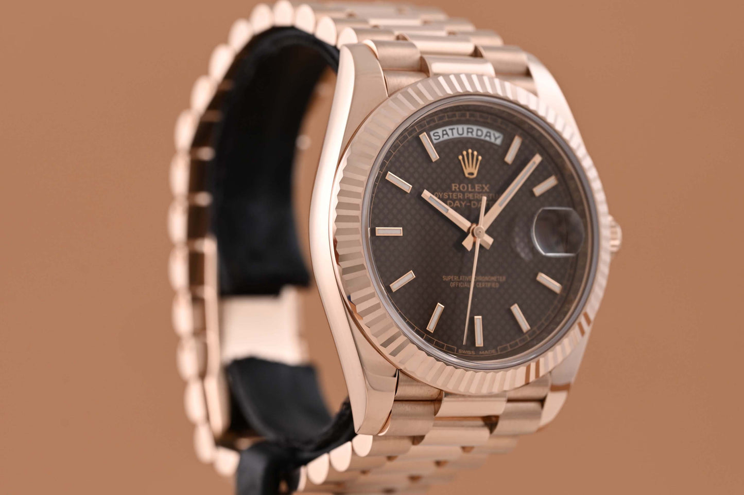 Rolex Day Date 40 Roségold 228235 - Full Set - Chocolate Motif Dial
